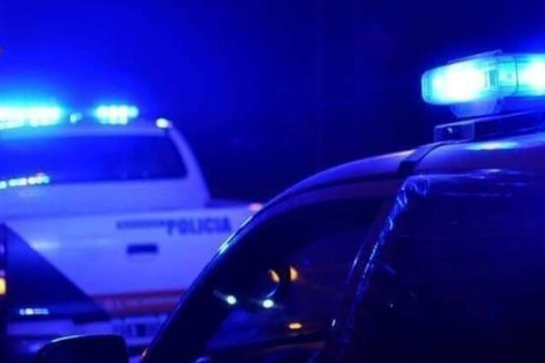  Terminó detenido luego de golpear a su expareja y atropellar a un policía