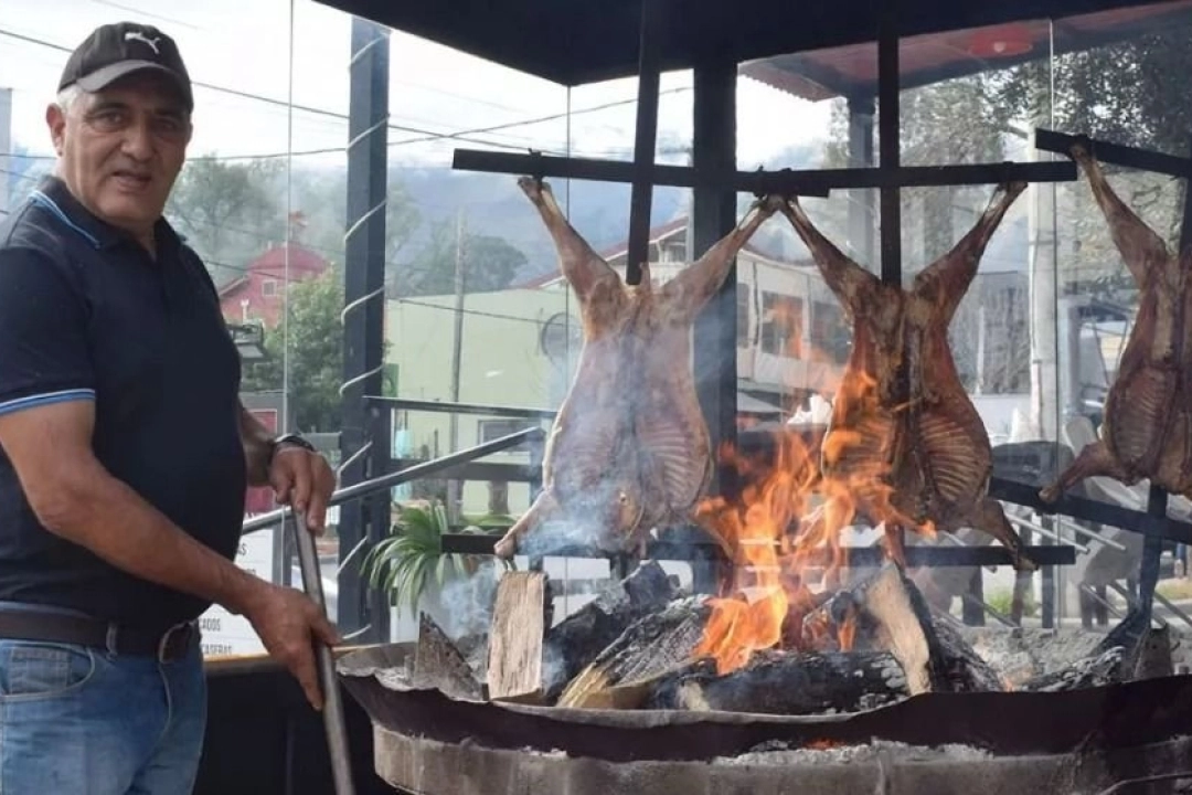 Un plato típico. Jorge se presentará en la competencia con un cabrito. Foto: Gentileza El Corredor Noticias 