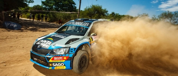 Una actuación soberbia. El "Coyote Puntano" dominó a voluntad la jornada inicial y logró una buena diferencia pensando en la difícil etapa del domingo. Foto: Rally Argentino.